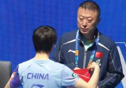 开云平台-王曼昱再爆发！亚洲杯3-0轻取日本选手，马琳场外指导气定神闲