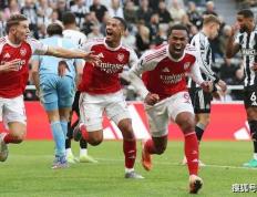 开云新闻-英超越踢越像NFL？球迷：还不如看美式橄榄球