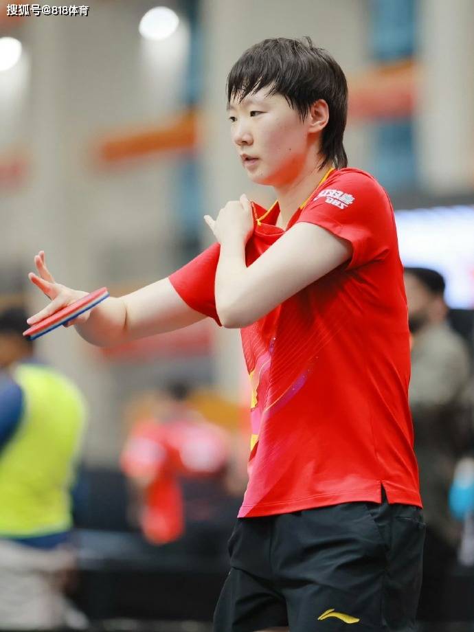 开云新闻-感动!邱(qiū)贻可印(yìn)度比赛给孙颖莎(shā)煮泡麪(miàn),莎(shā)莎(shā)吃得津津有(yǒu)味(wèi)邱(qiū)導(dǎo)喝碗清汤