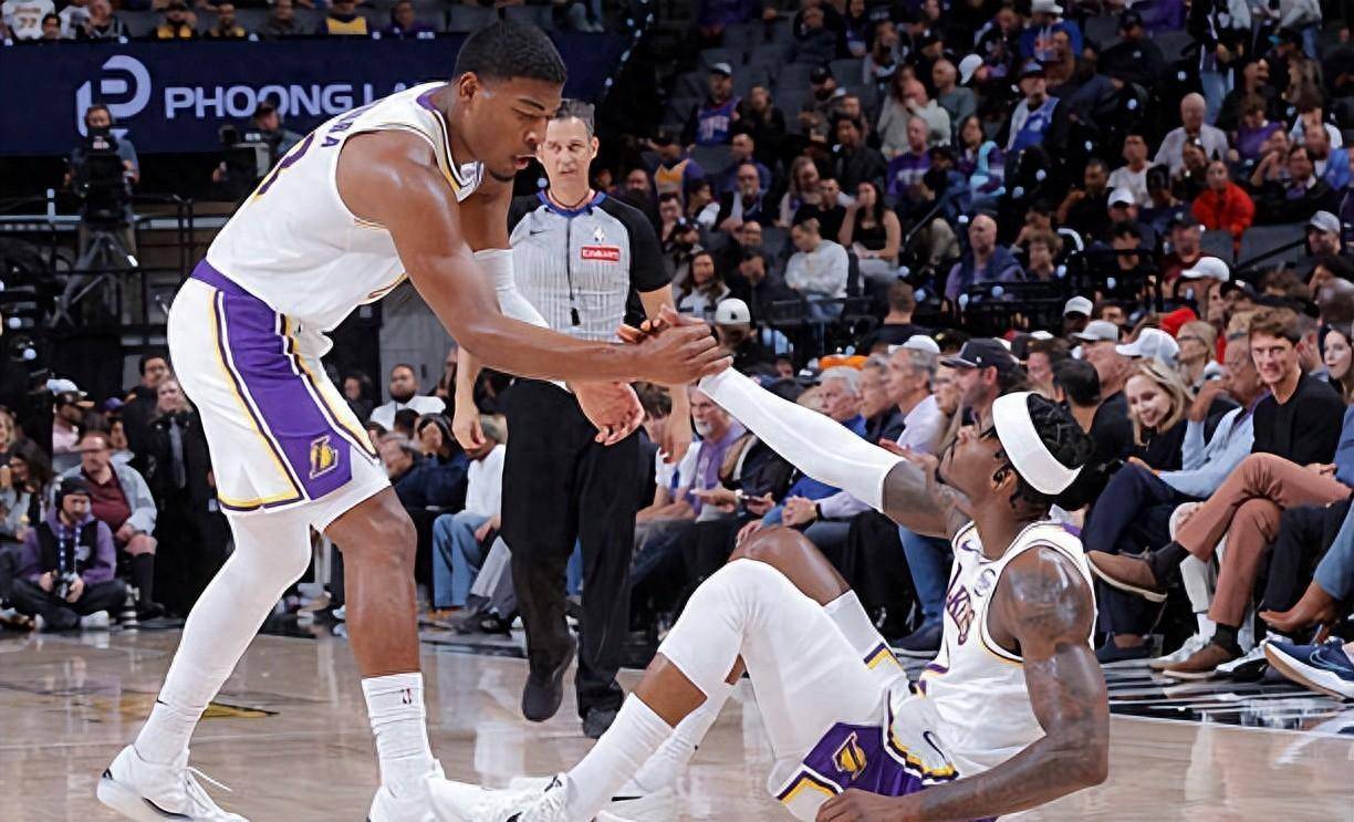 kaiyun-进攻回暖！湖人锋线渐入佳境