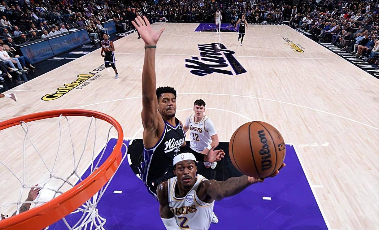 kaiyun-进攻回暖！湖人锋线渐入佳境